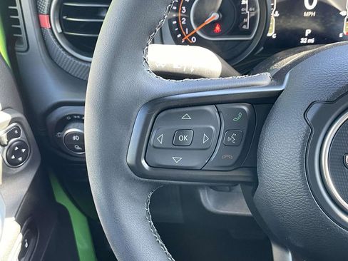 New 2025 Jeep Gladiator Rubicon image 14