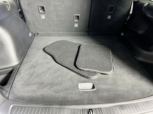 Used 2022 Jeep Grand Cherokee Limited image 23