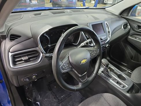 Used 2024 Chevrolet Equinox LT image 18