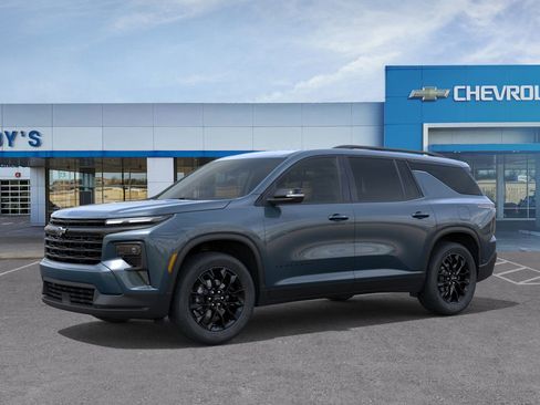 New 2026 Chevrolet Traverse LT w/ Midnight/Sport Edition image 2