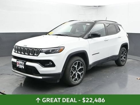 Used 2025 Jeep Compass Limited AWD/4WD image 8