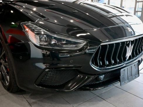 Used 2022 Maserati Ghibli Modena Q4 image 10