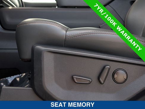 Certified 2025 Ford Expedition Active RWD image 27