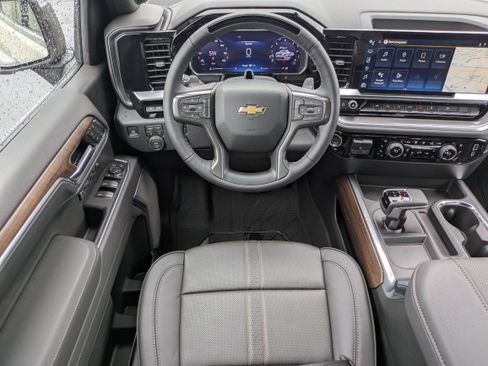 New 2026 Chevrolet Silverado 1500 High Country AWD/4WD image 4