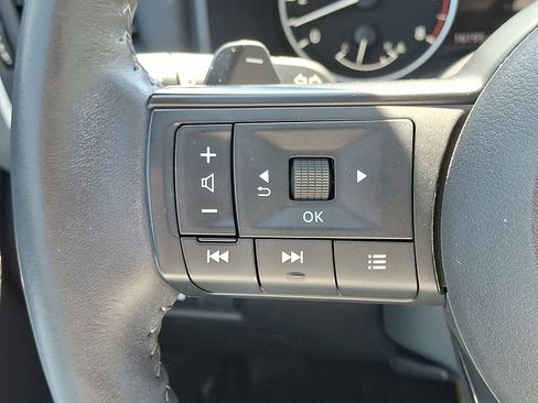 Certified 2024 Nissan Rogue SV w/ SV Premium Package AWD/4WD image 25