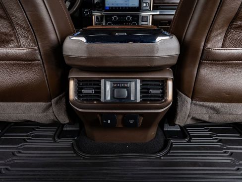 Used 2024 Ford F150 King Ranch w/ FX4 Off-Road Package image 32