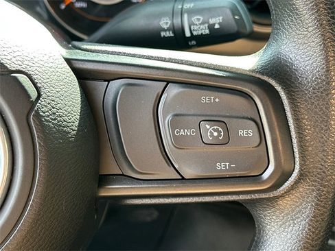 Used 2020 Jeep Wrangler Sport image 23
