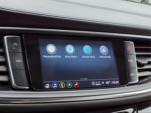 Used 2023 Buick Enclave Avenir image 30