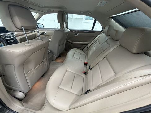 Used 2012 Mercedes-Benz E 350 4MATIC Sedan image 12