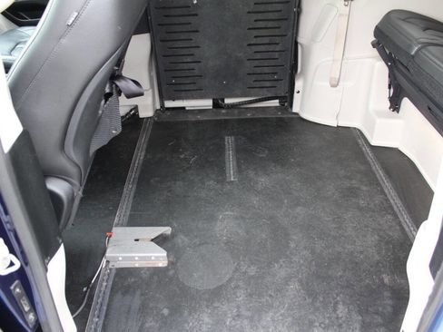 Used 2019 Chrysler Pacifica Touring-L FWD image 25