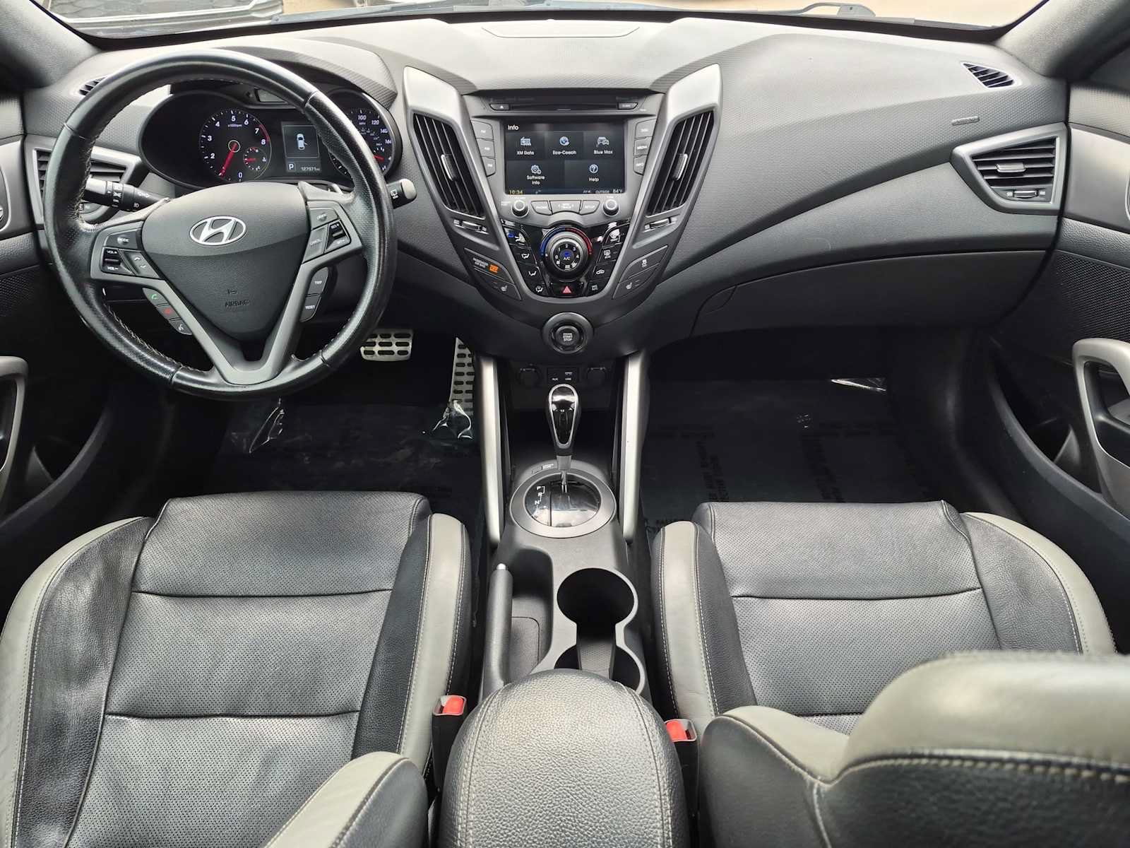 Used 2016 Hyundai Veloster Turbo FWD image 15