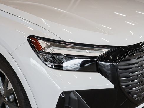 Certified 2024 Audi Q4 e-tron Premium Plus image 29