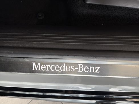 Used 2023 Mercedes-Benz EQS 580 4MATIC SUV image 15