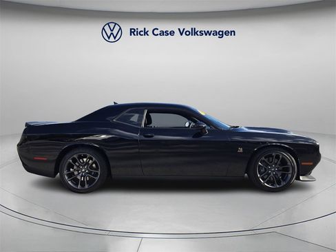 Used 2022 Dodge Challenger R/T Scat Pack w/ Plus Package image 3