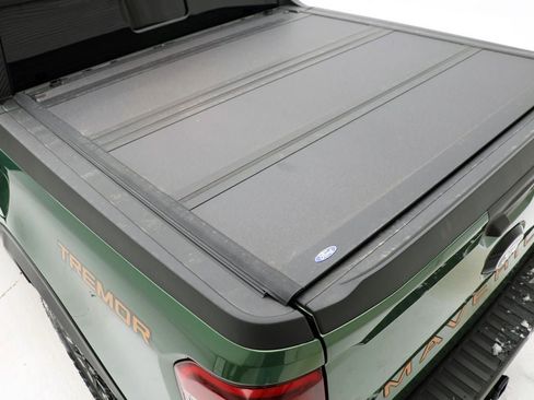 Used 2025 Ford Maverick Tremor image 12