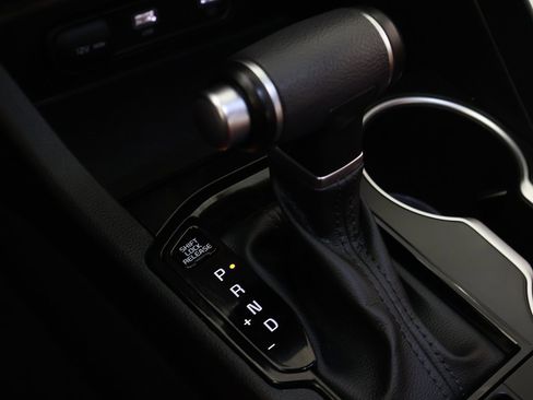 Used 2023 Kia K5 GT-Line image 50