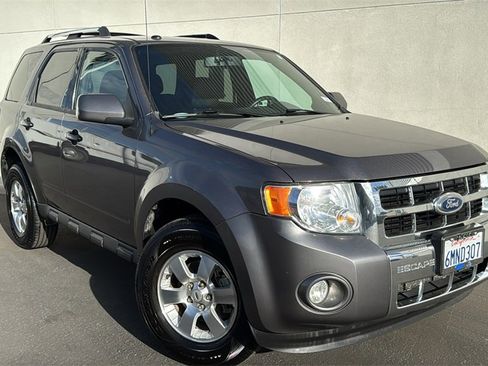 Used 2010 Ford Escape Limited image 1