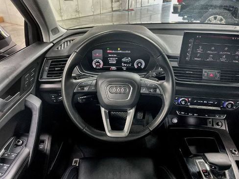 Used 2023 Audi Q5 2.0T Premium Plus w/ Premium Plus Package AWD/4WD image 19