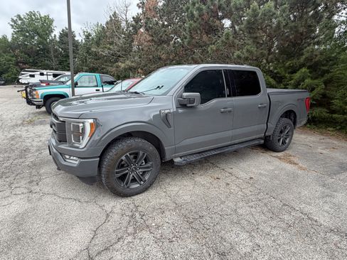 Used 2021 Ford F150 Lariat w/ Equipment Group 502A High AWD/4WD image 11