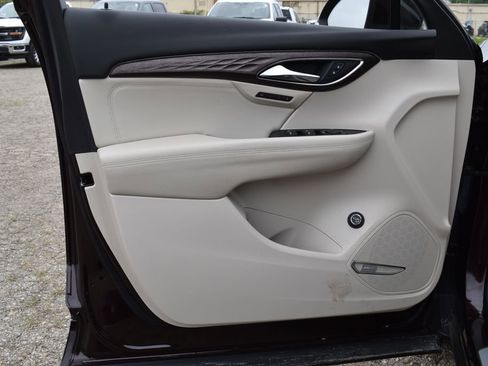 Used 2023 Buick Envision Avenir AWD/4WD image 9