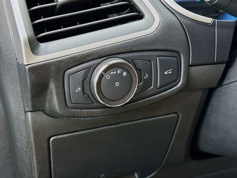 Used 2018 Ford Edge SEL w/ Equipment Group 201A image 10