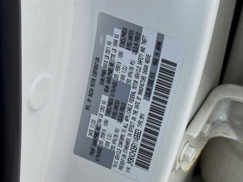 Used 2024 MAZDA CX-90 3.3 Turbo w/ Preferred Plus image 31