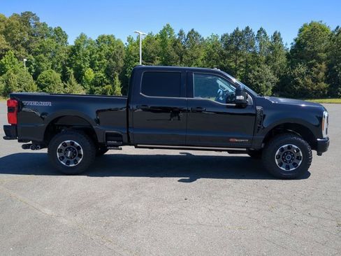 Certified 2023 Ford F250 Lariat w/ Lariat Ultimate Package AWD/4WD image 3