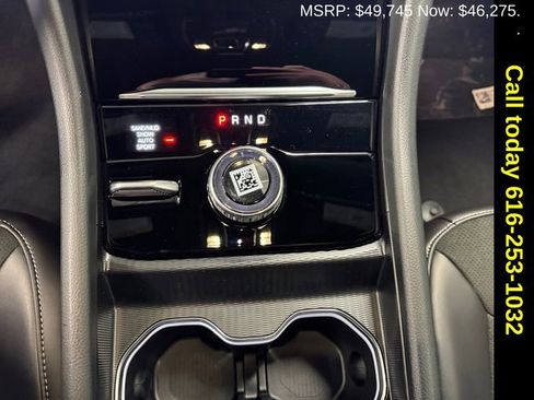 New 2026 Jeep Grand Cherokee Laredo image 15