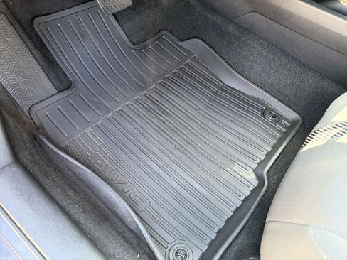 Used 2018 Honda Civic LX image 17