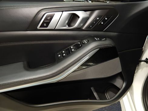 Used 2020 BMW X5 M Competition AWD/4WD image 11
