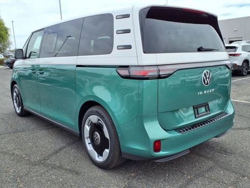 New 2025 Volkswagen ID. Buzz Pro S Plus image 4