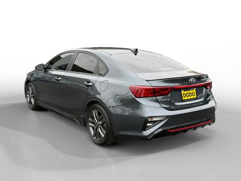 Used 2021 Kia Forte GT-Line w/ GT-Line Premium Package FWD image 3