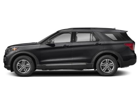 Used 2023 Ford Explorer XLT AWD/4WD image 90