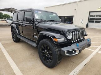 Used 2023 Jeep Wrangler Unlimited Sahara AWD/4WD video 2