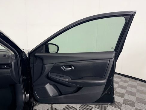 Used 2022 Nissan Sentra SV FWD image 34