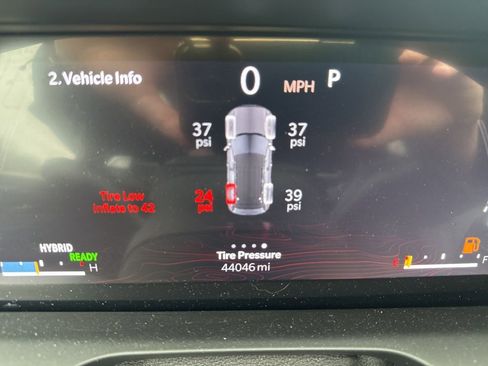 Used 2022 Jeep Grand Cherokee Limited 4xe w/ Luxury Tech Group II image 8