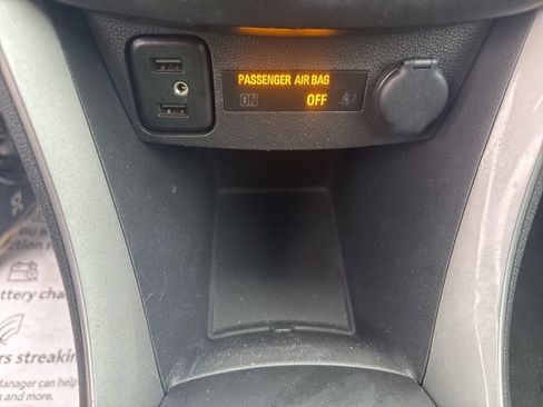 Used 2020 Chevrolet Trax LT w/ LT Convenience Package image 16