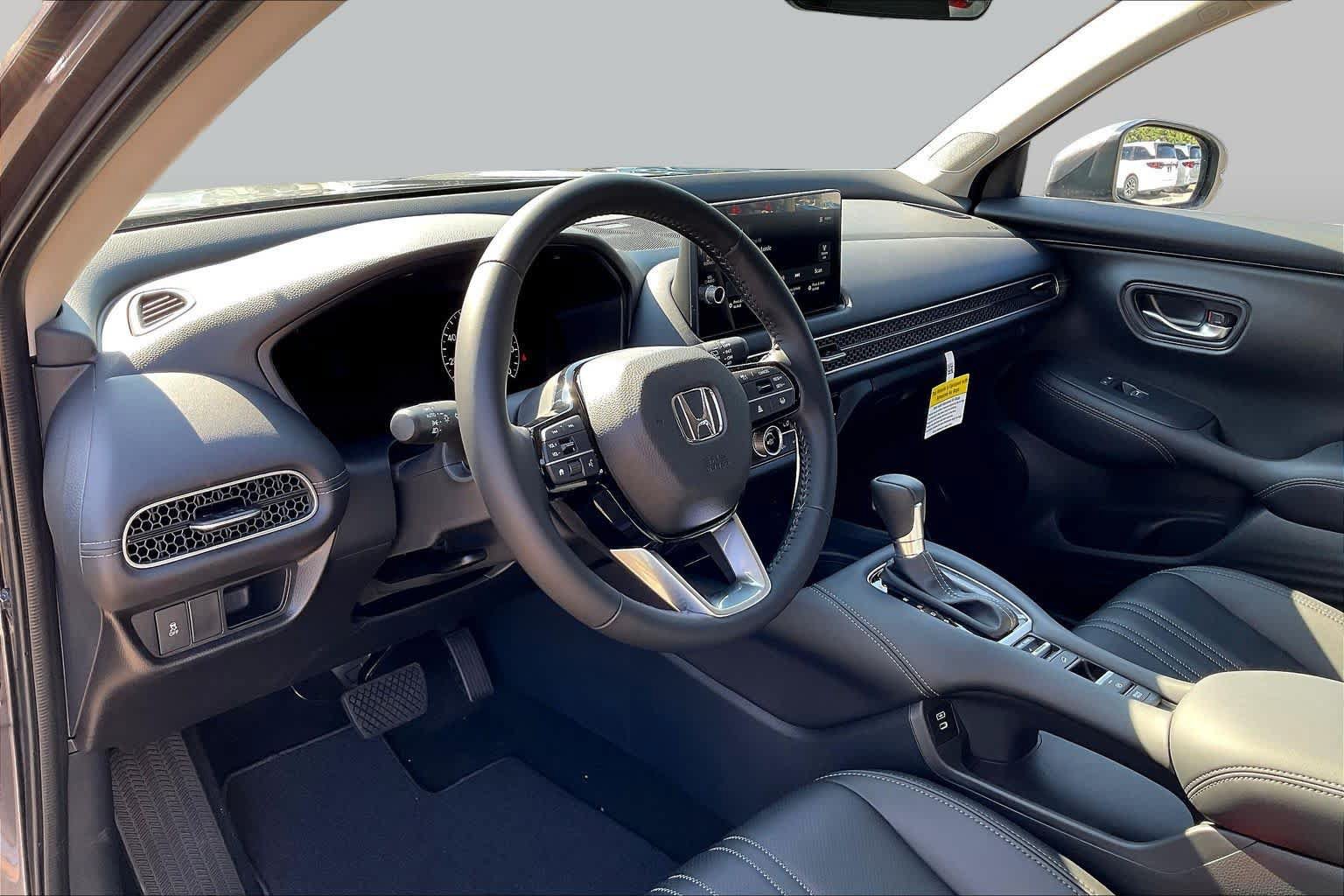 New 2027 Honda HR-V EX-L image 8