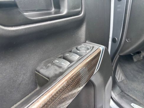 Used 2020 Chevrolet Silverado 1500 LT RWD image 23