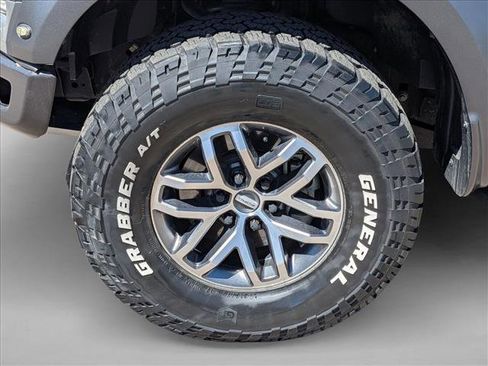 Used 2018 Ford F150 Raptor w/ Equipment Group 802A Luxury image 9