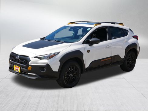 Used 2024 Subaru Crosstrek 2.5i Wilderness w/ Crosstrek Mirror Package AWD/4WD image 3