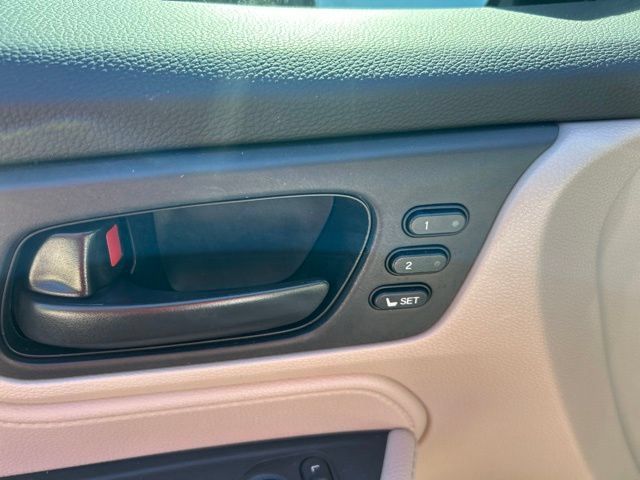 Used 2025 Honda Odyssey EX-L image 16