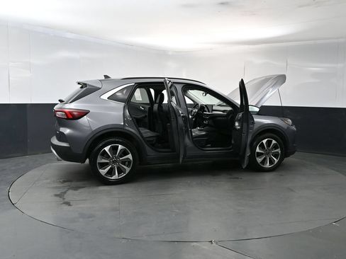 Used 2024 Ford Escape Platinum AWD/4WD image 26
