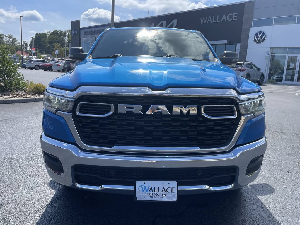 Used 2025 RAM 1500 Big Horn AWD/4WD image 2