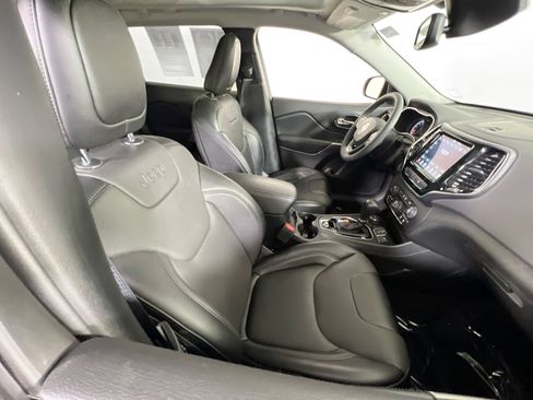 Used 2022 Jeep Cherokee Limited AWD/4WD image 27