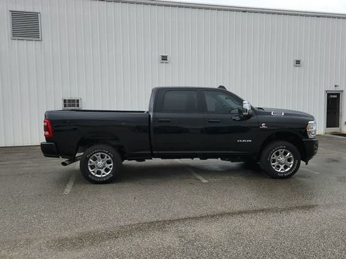 Used 2024 RAM 2500 Laramie w/ Safety Group AWD/4WD image 8