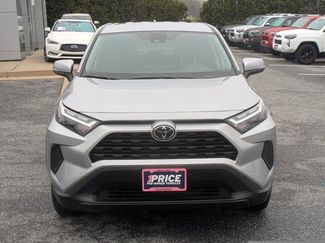 Used 2025 Toyota RAV4 LE video 2