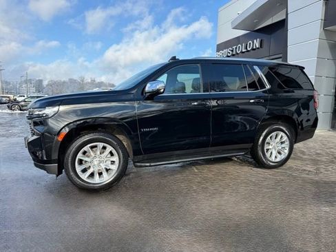 Used 2024 Chevrolet Tahoe Premier w/ Premium Package 2 image 7