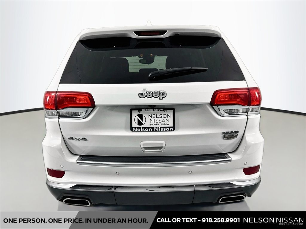 Used 2017 Jeep Grand Cherokee Summit AWD/4WD image 6