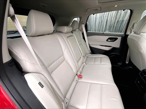 Certified 2023 Nissan Rogue SL w/ SL Premium Package image 16